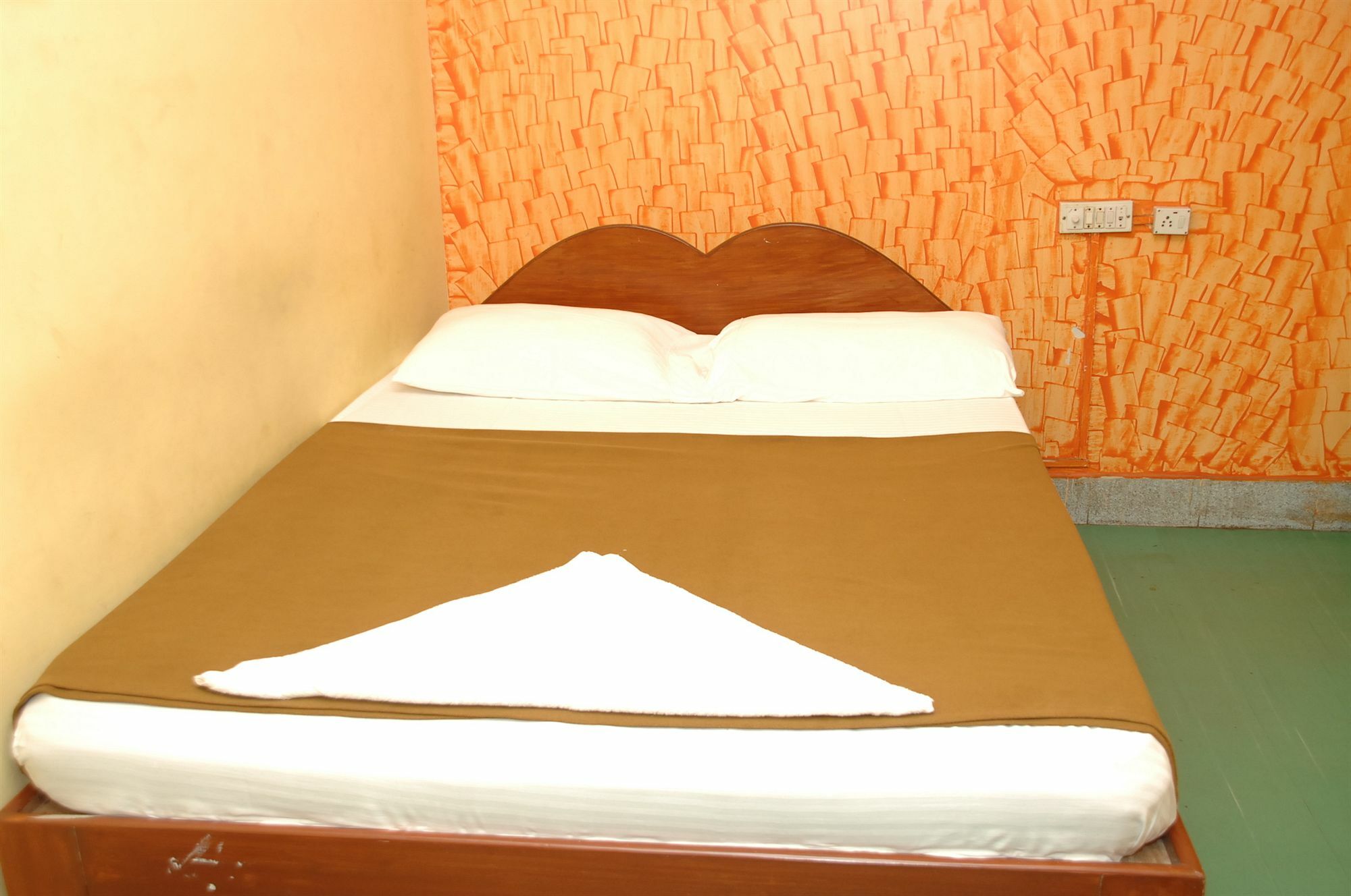 Elegant Lodge Bangalore